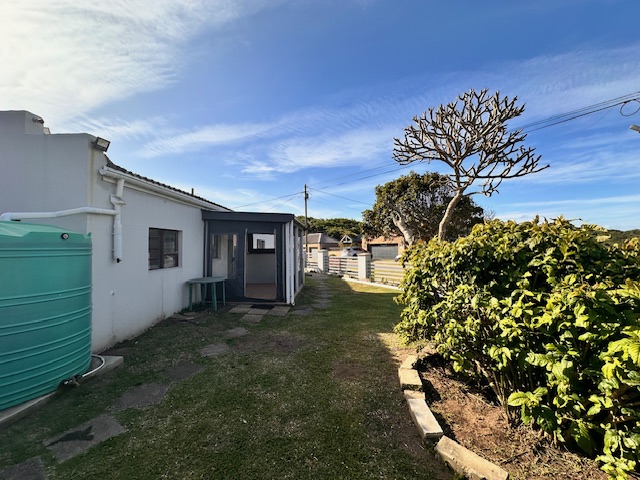 To Let 1 Bedroom Property for Rent in Kidds Beach Eastern Cape